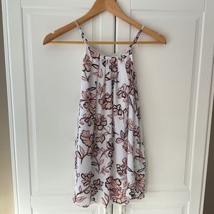 RW&Co Sleeveless Floral Top
